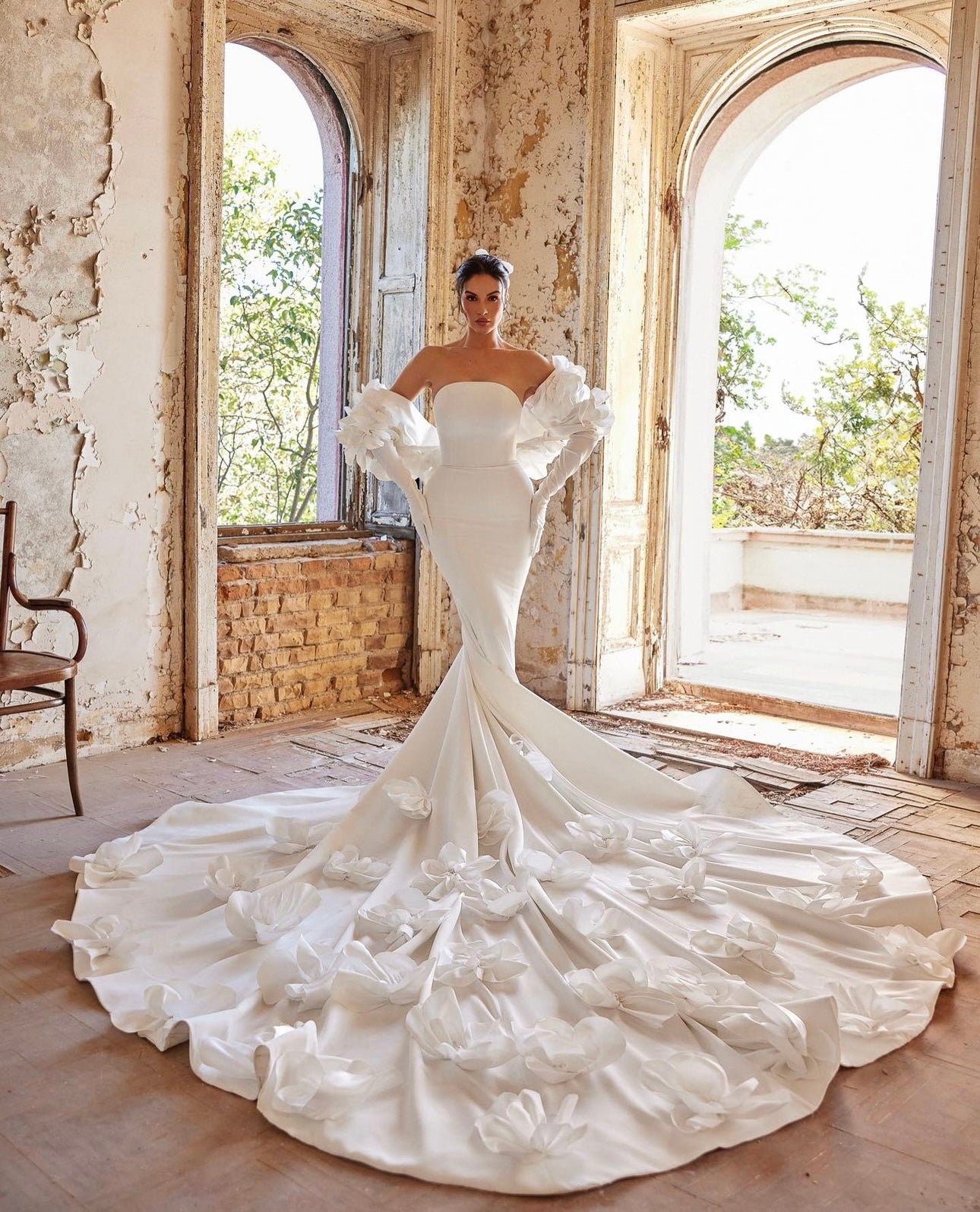 floral mermaid dress wedding The Regal Floral Mermaid Gown XXS