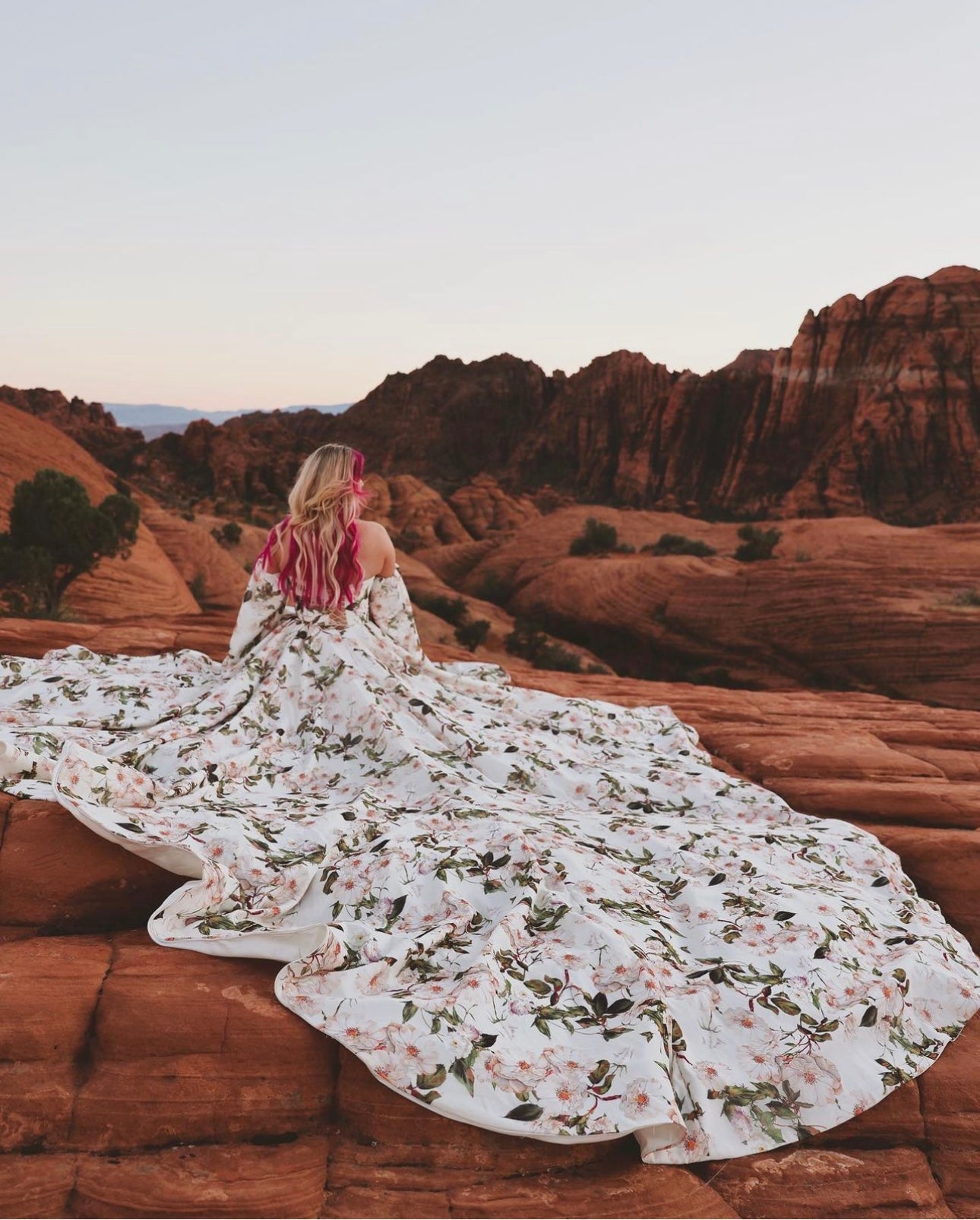 ELEGANT FLORAL PUFF SLEEVE MAXI DRESS