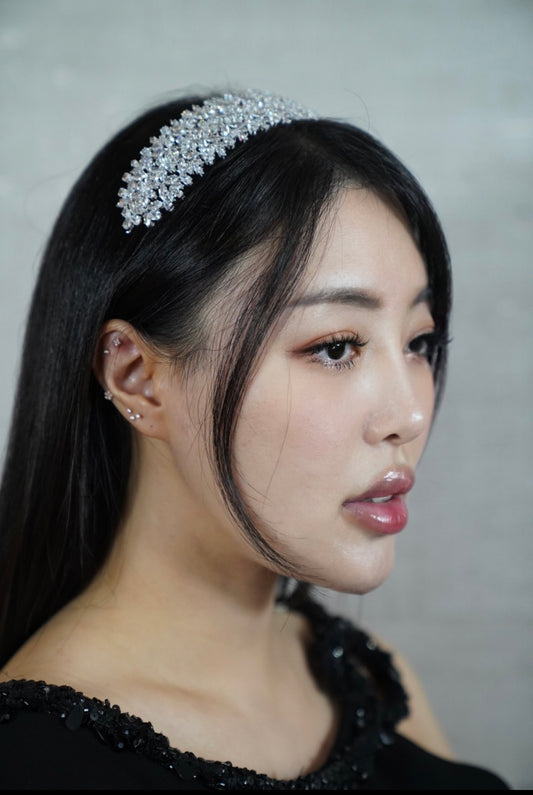Glamorous Crystal Bridal Hairpiece